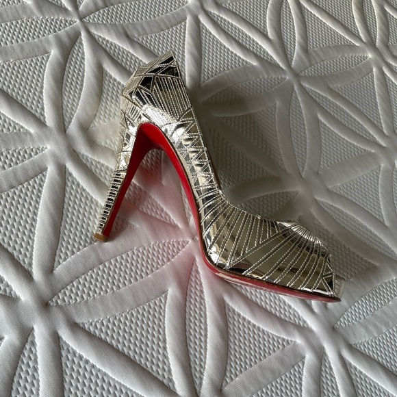 Christian Louboutin Shoes - Picture 9 of 10